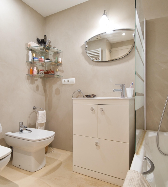 Resa Estates for sale apartment Ibiza talamanca sea views bathroom.jpg